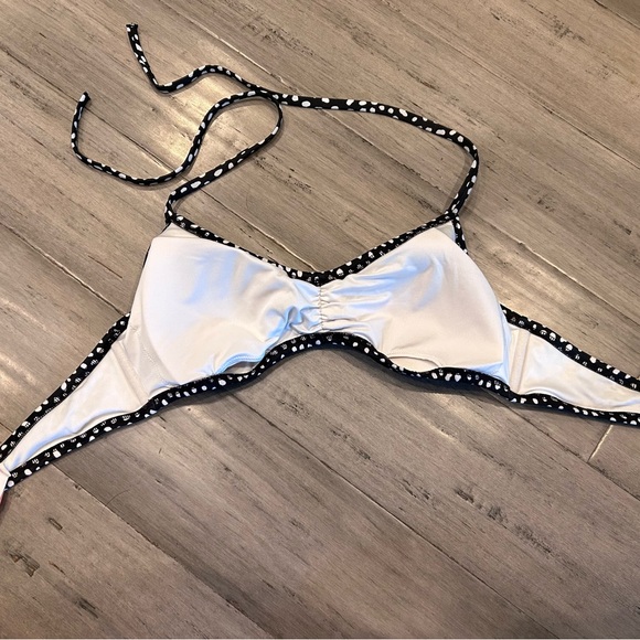 Victoria's Secret Black and White Polka Dot Bikini Top - Picture 4 of 6